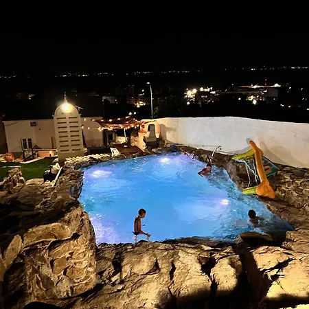 Casa Bisa Holiday home *
